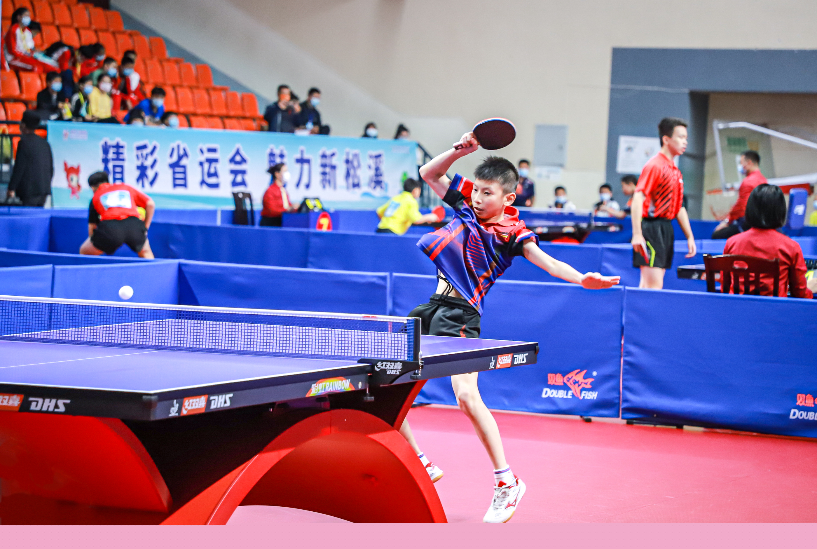 构筑了属于 构筑了属于